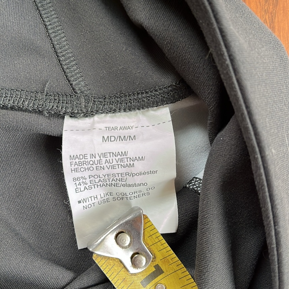 Gray & White Under Armour Leggings - Picture 4 of 6